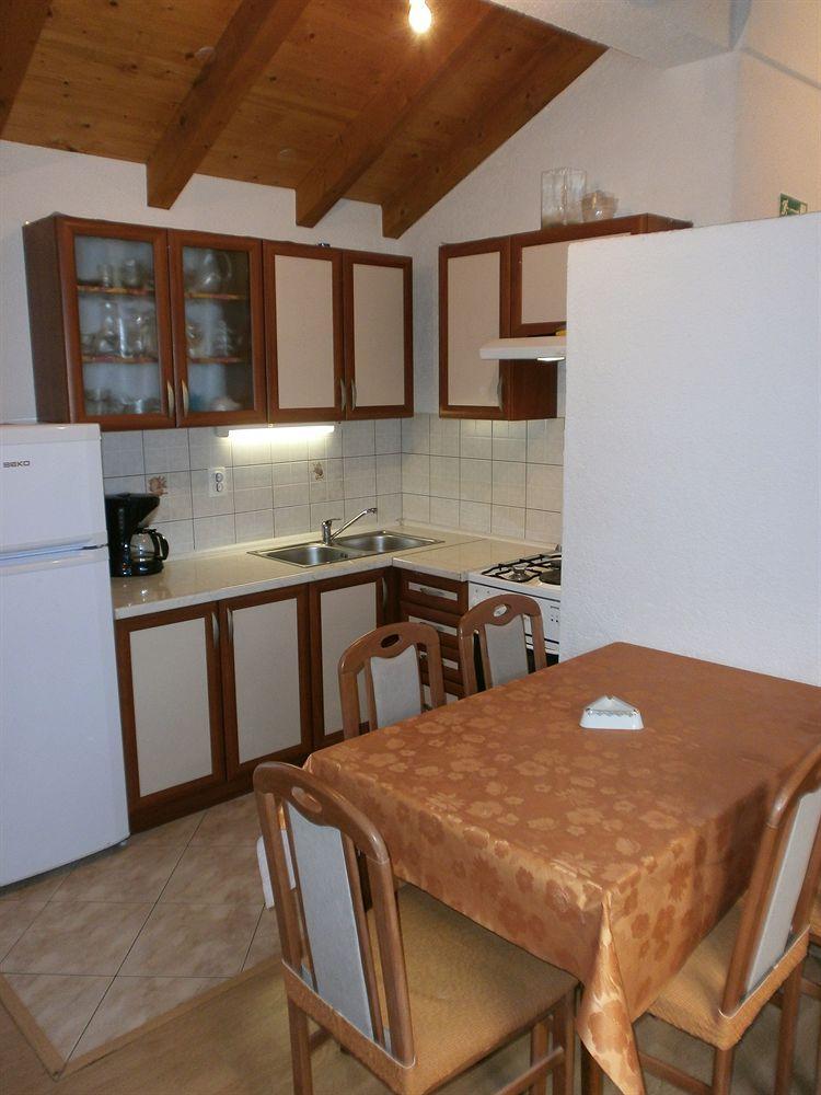 Kuzma Hotel 4*